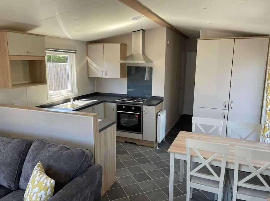 Billing Aquadrome Northampton, Royale Poplar Km12 Apartamento Exterior foto