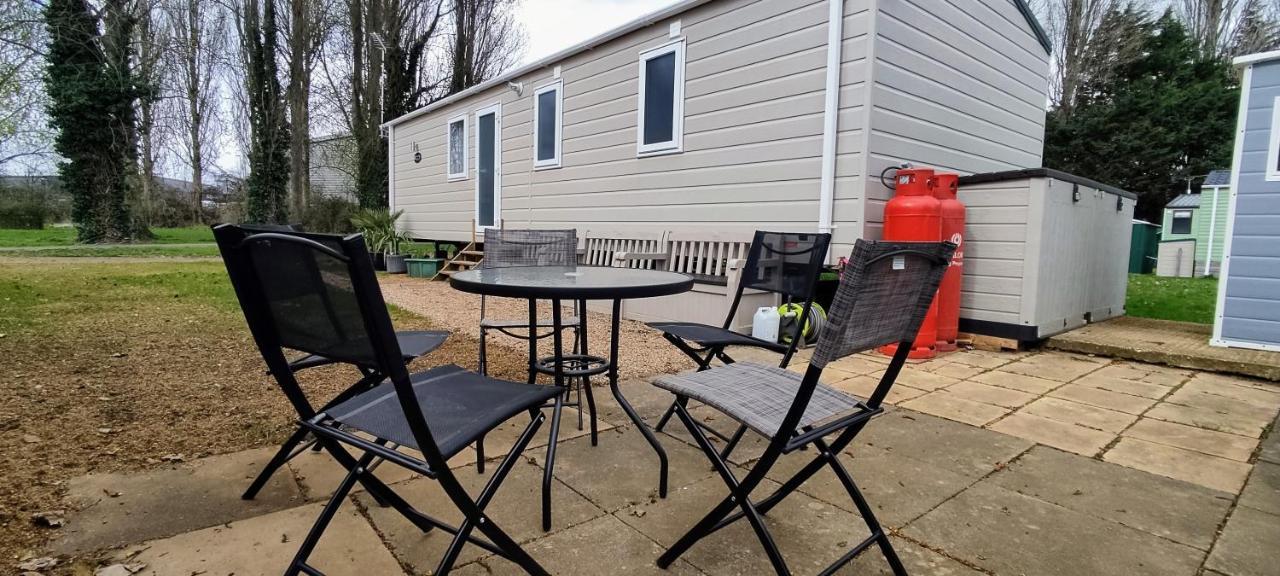 Billing Aquadrome Northampton, Royale Poplar Km12 Apartamento Exterior foto